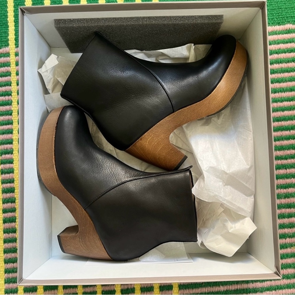 Coclico Tecla Clog Boots — brand new!!
Just bought and a tad too small.